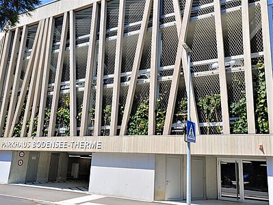 Therme Überlingen Fassadenbegrünung